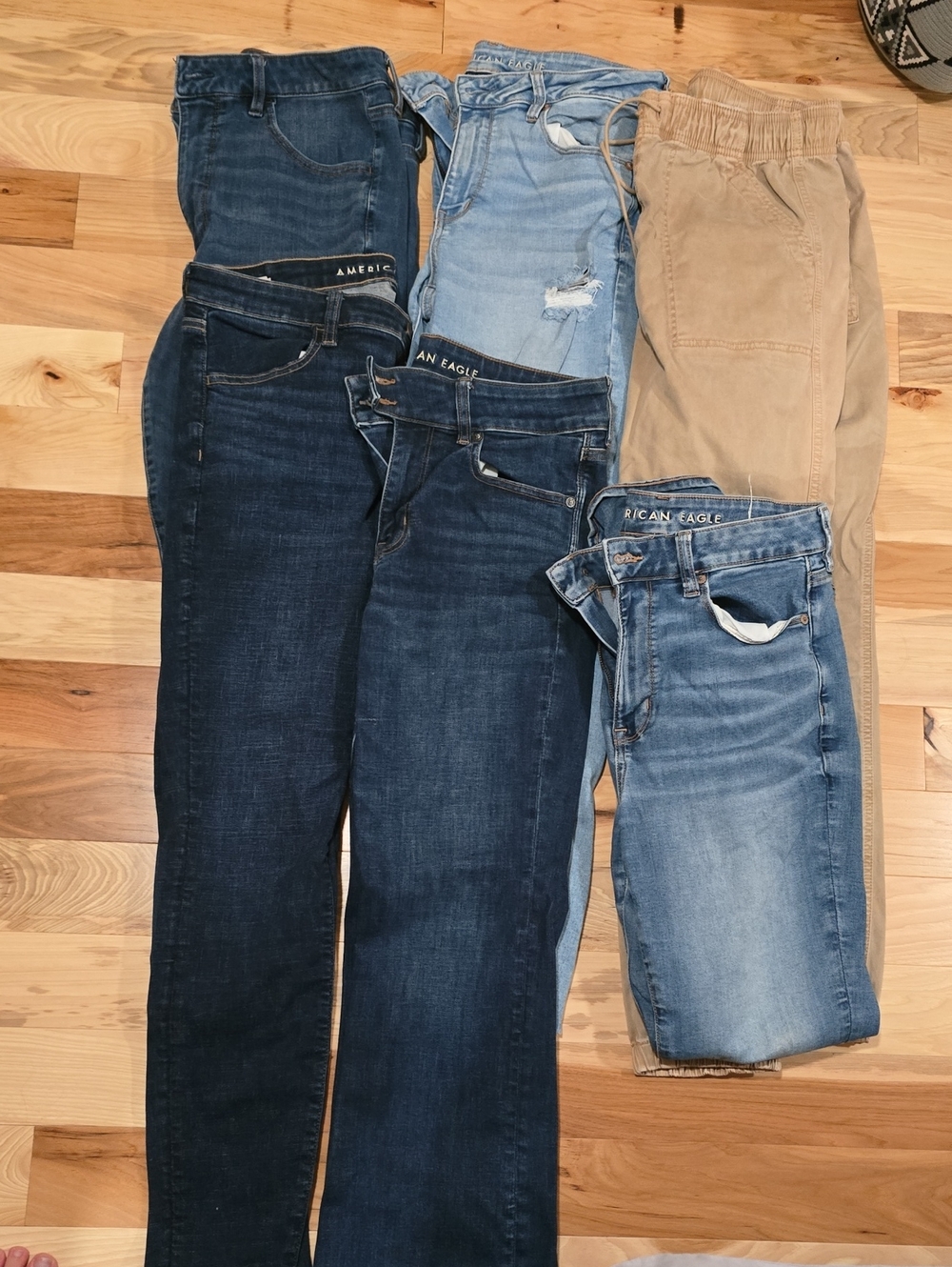 6 Pairs American Eagle  Skinny Jeans,jeggings And Boot Cut. Womans Jeans